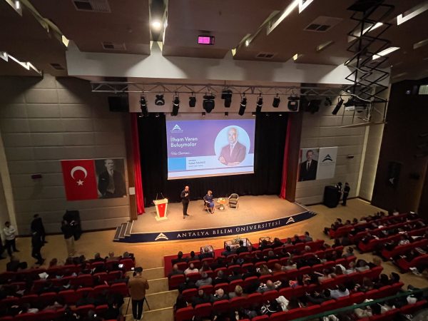 Fettah TAMİNCE met with the students of Antalya Bilim University at the İnspiring Meetings event…
