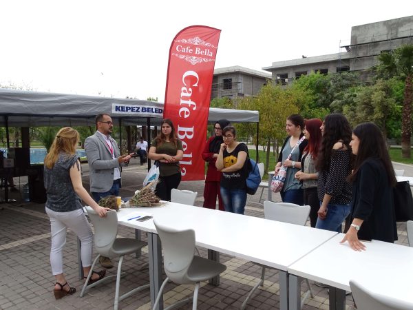 antalya-bilim-universitesi-1-tasarim-festivali-tamamlandi5af47100387f1.jpeg